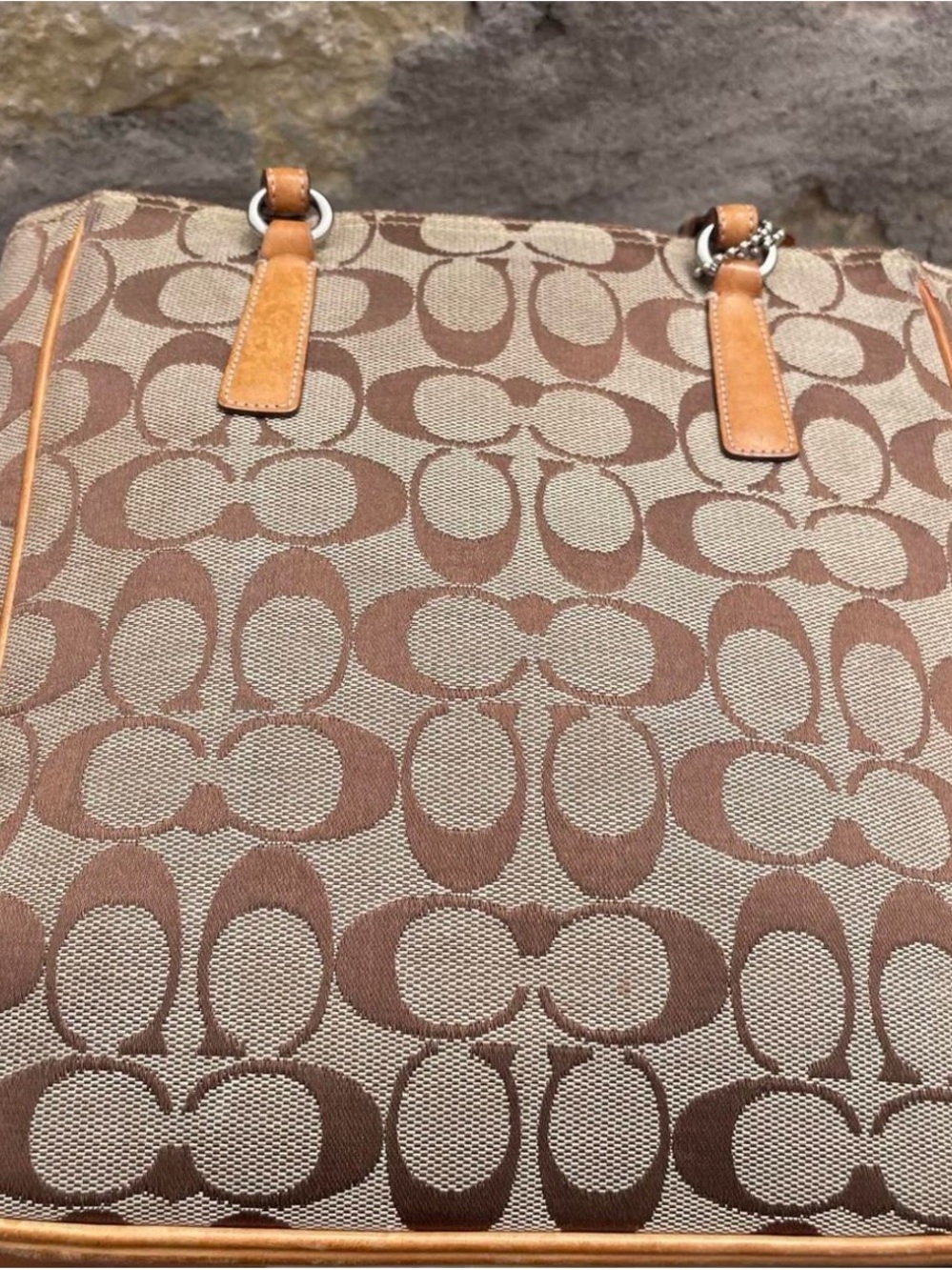 Coach Signature Canvas Tote in Brown/Tan PREOWNED CONDITION - Picture 5 of 7
